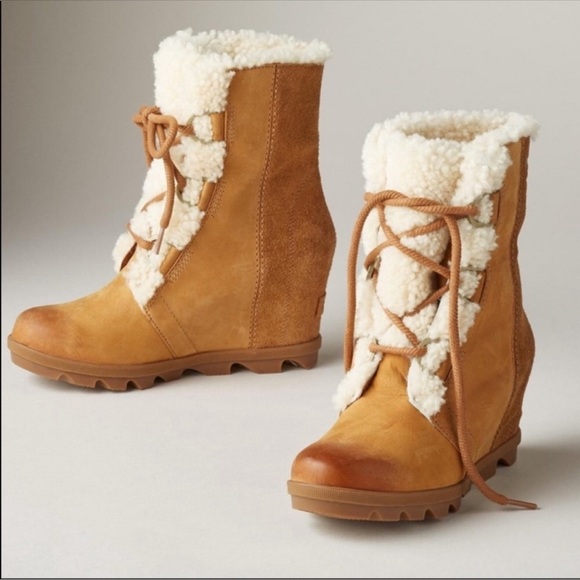 Sorel Women’s Joan of Arctic 2 Wedge Shearling Boots Waterproof Snow Boot Size 9 - Picture 1 of 16